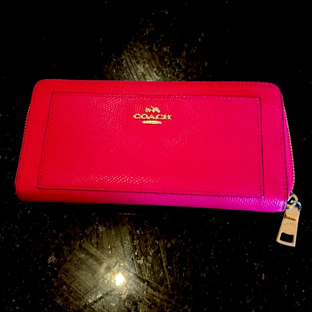 Hot pink coach wallet